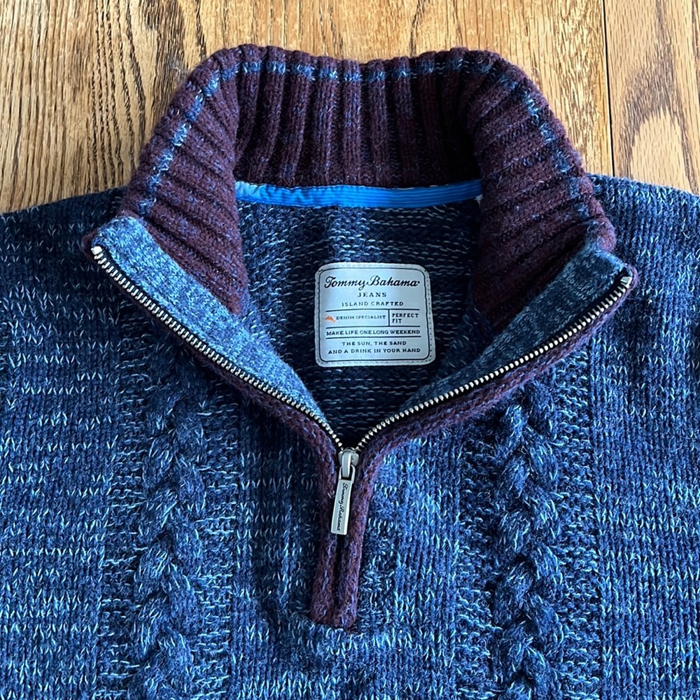 Men’s Tommy Bahama Jeans Brand Sweater Size Medium